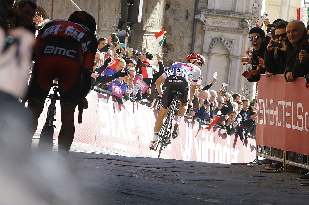 Greg Van Avermaet watches Stybar ride away for the win