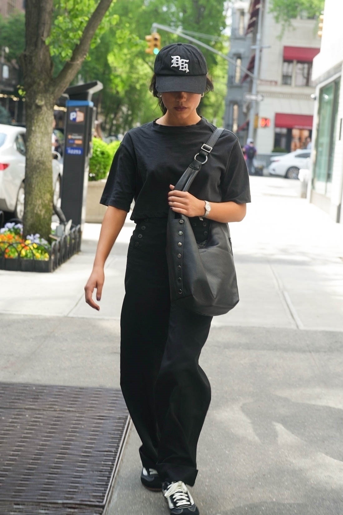 Jenna Ortega first wore the Vans sneakers before the met gala