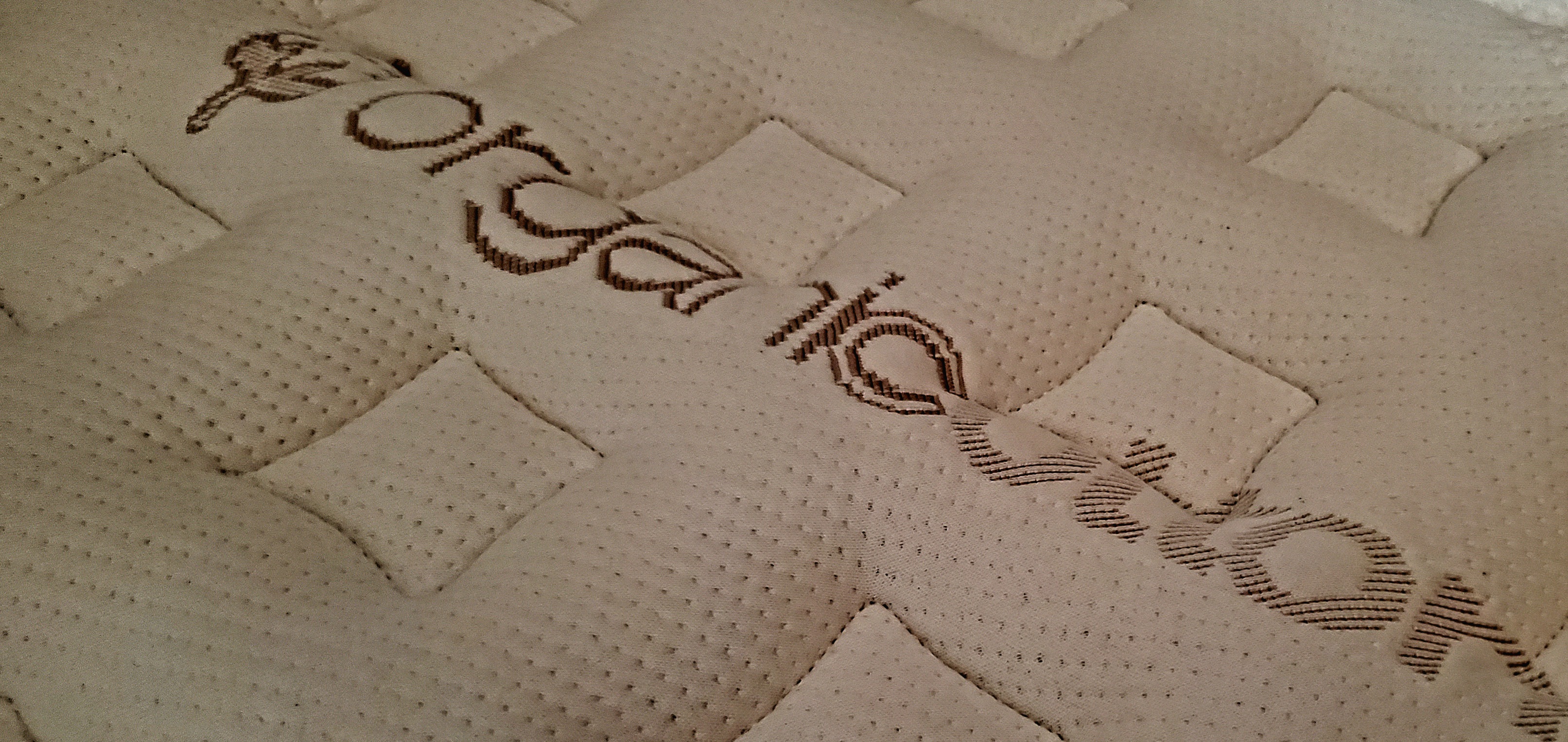 Loom & Leaf mattress review organic cotton cover closeup