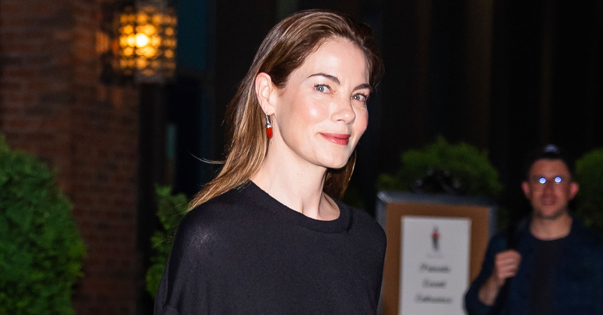 Yep, This Chic Legging Trend Will Definitely Carry Into 2026