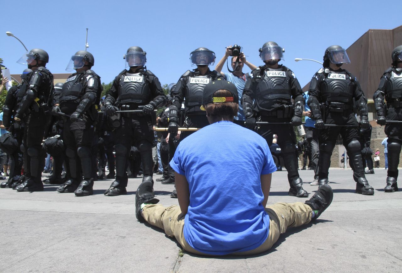 Police outside a Donald Trump rally