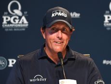 Mickelson Says Tiger Woods Helped His Career