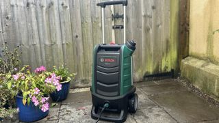 Bosch Cordless Outdoor Pressure Washer Fontus 18V