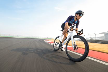 Giant propel on a racetrack