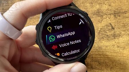 a photo of the WhatsApp app on Garmin Forerunner 970