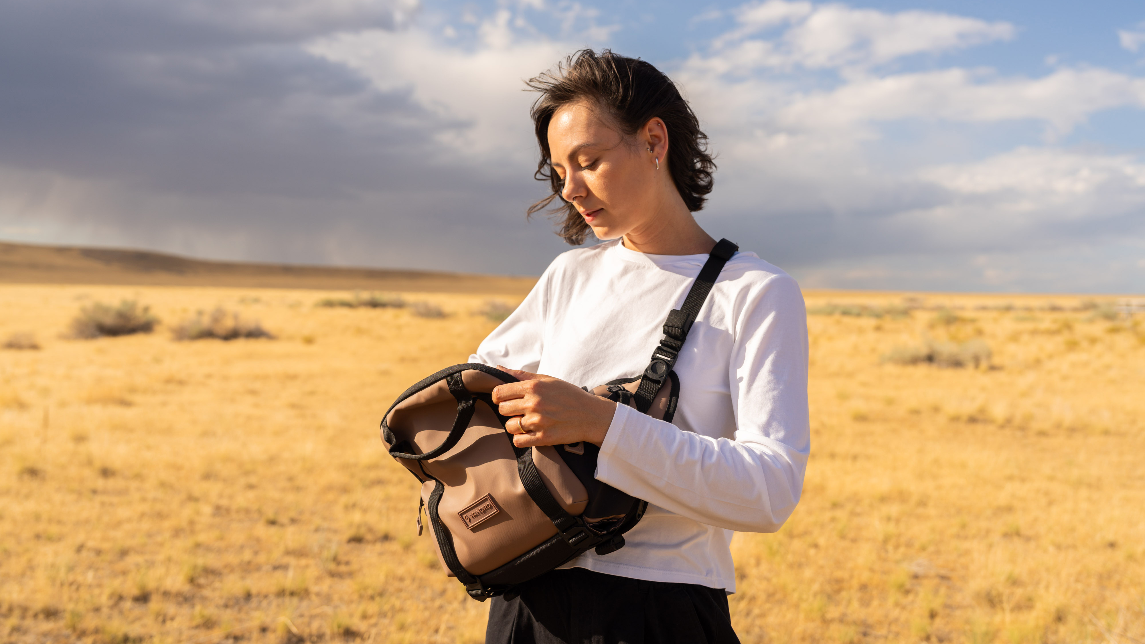 The Wandrd Rogue V2 sling