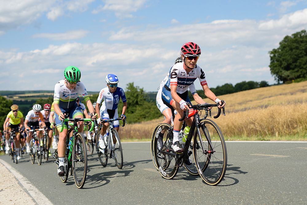Ashleigh Moolman Pasio (Cerv&eacute;lo Bigla) leads the chase of the solo escapee at Th&uuml;ringen Rundfarht 2016 - Stage 5
