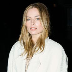 Margot Robbie Chanel Look