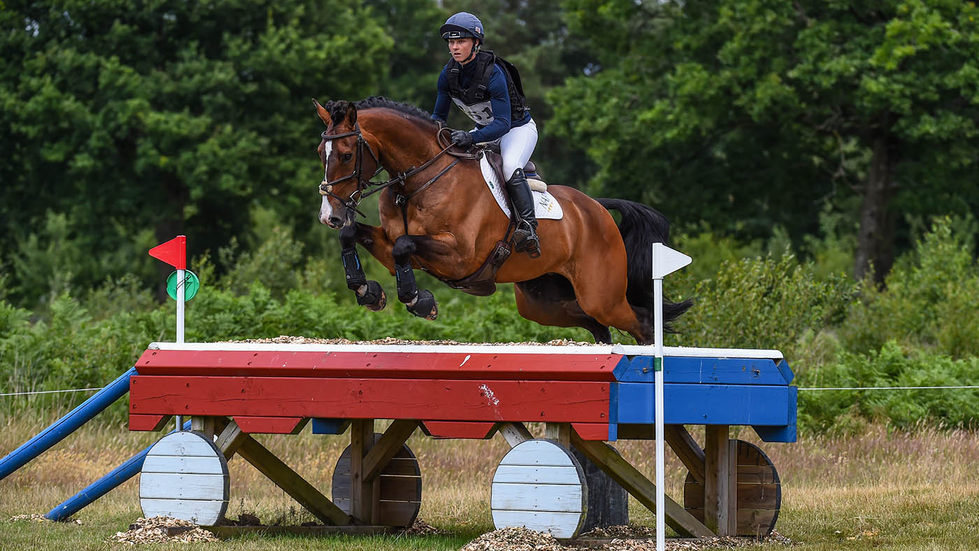 Dani-Evans-riding-C-BORN-FRESH-Z_400539511_711571212.jpg
