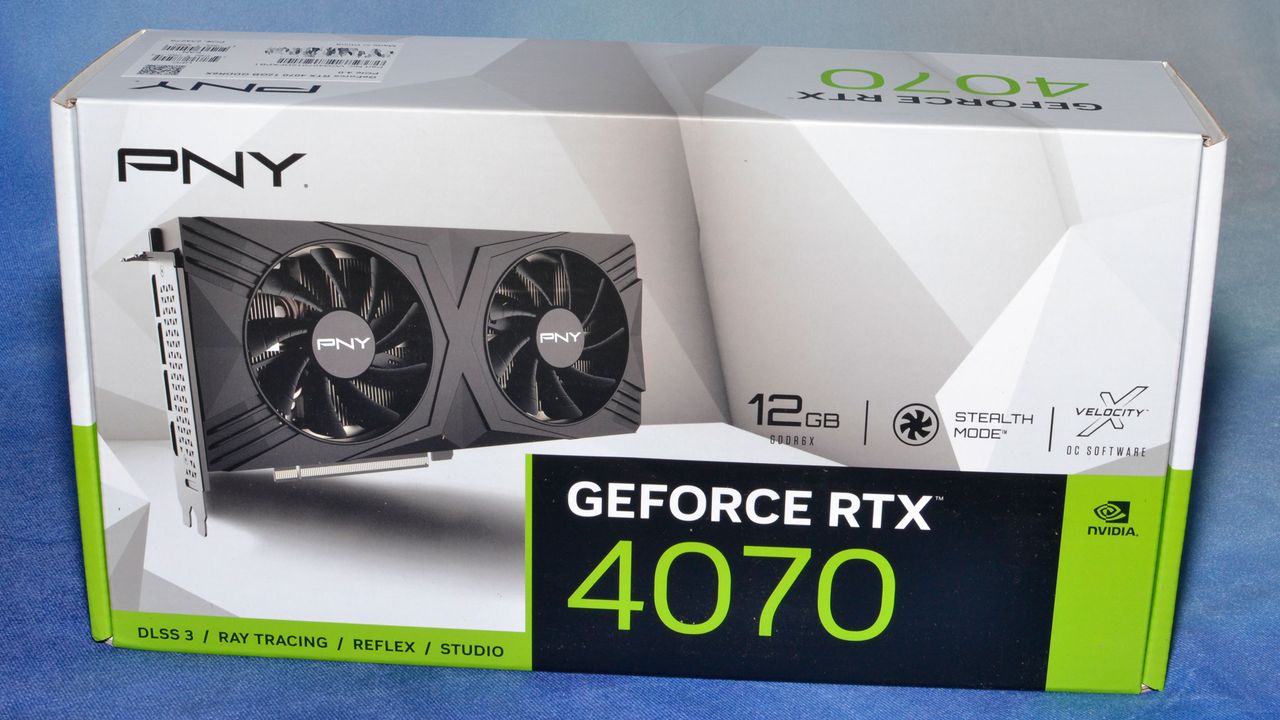 PNY RTX 4070 card photos and unboxing