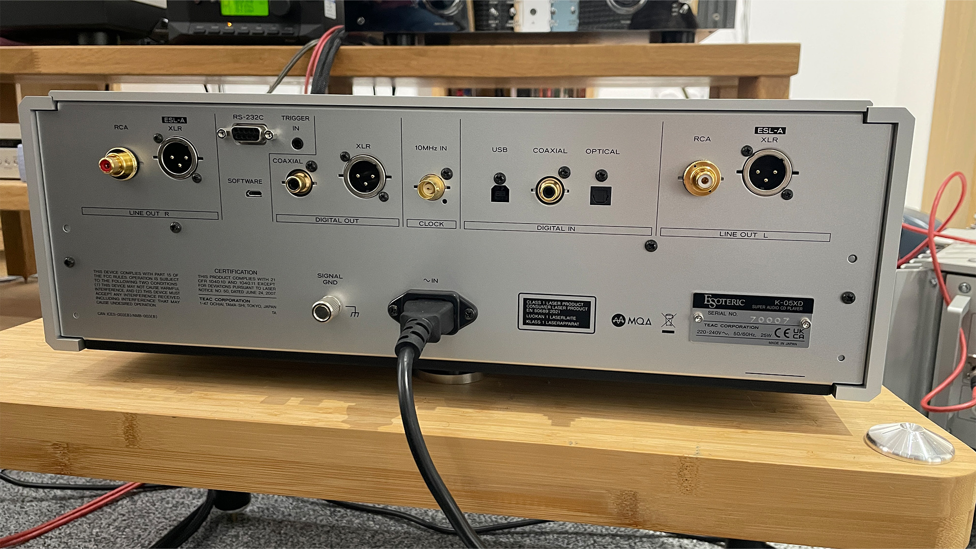 Esoteric K-05XD CD player