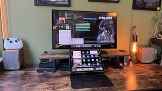 2024 iPad Pro M4 on desk connected to external display