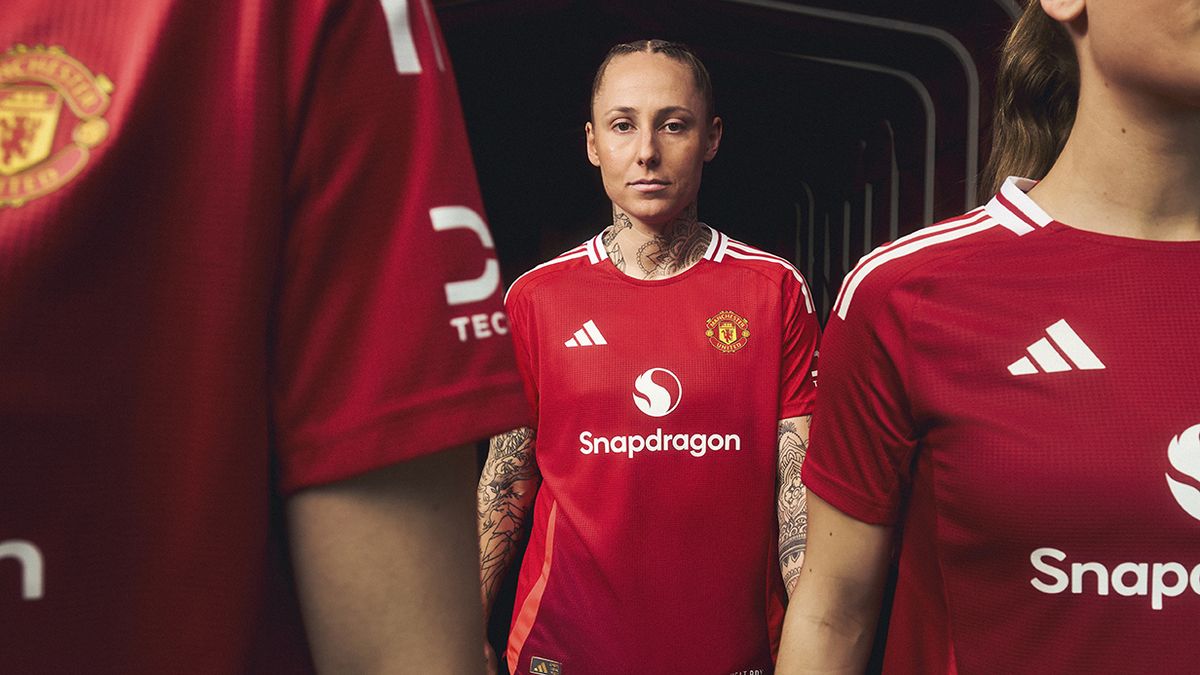Adidas Manchester United home kit 2024/25