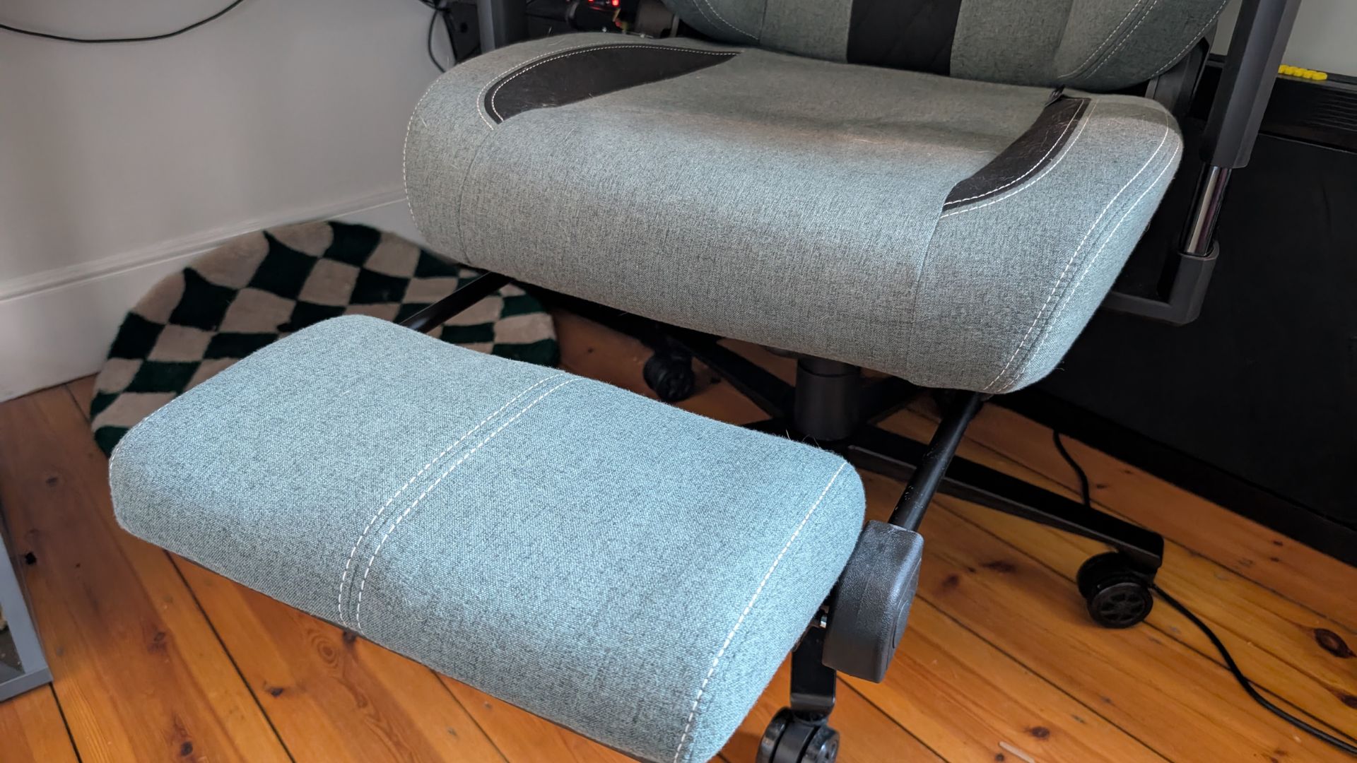 A closer look at the footrest on the Boulies Master Rex