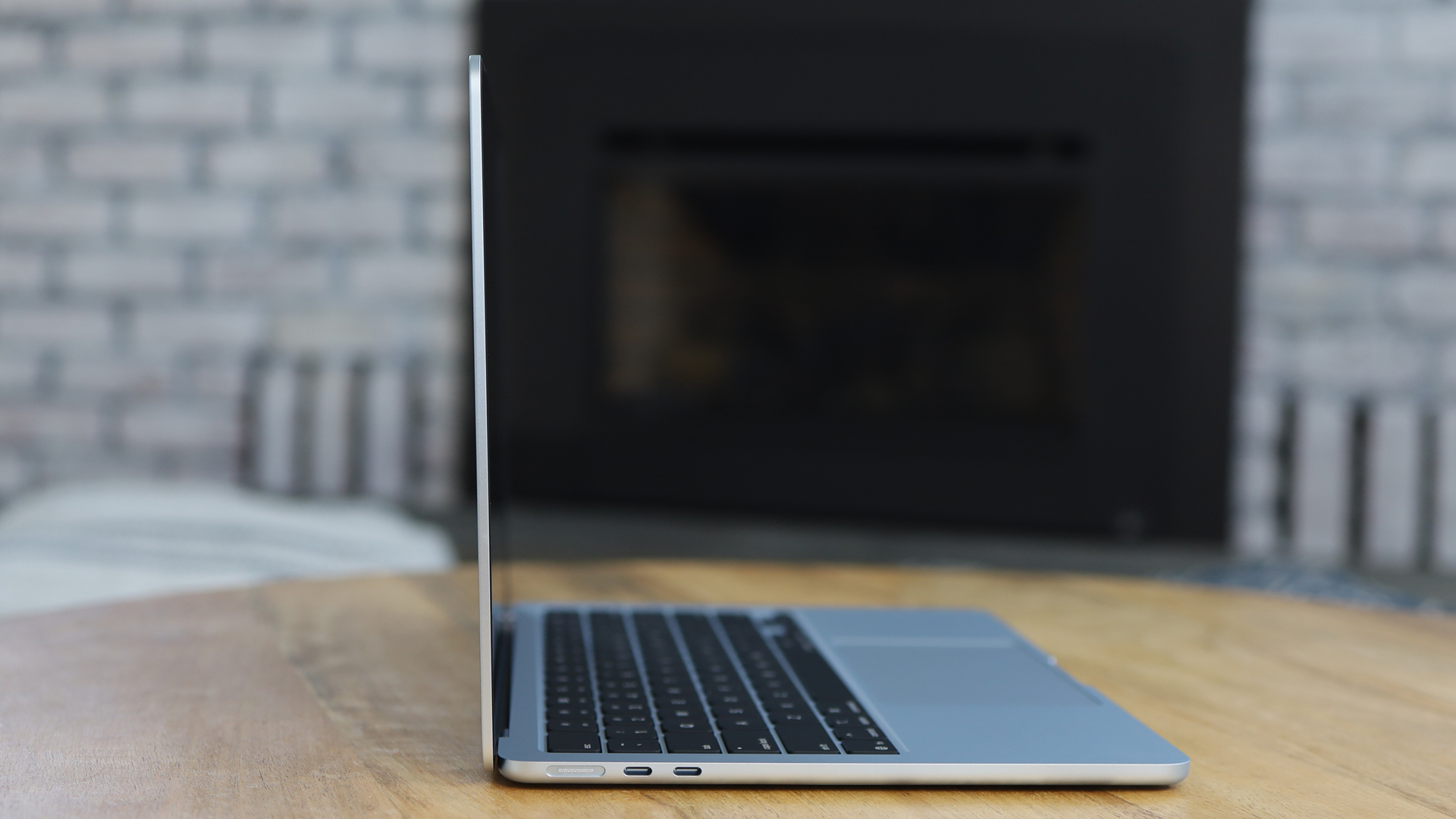 Apple MacBook Air 13-inch (M4) REVIEW