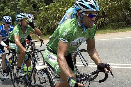 Bradeley Hall (Marco Polo Cycling Team) from Australia was in 24th place overall going into the fourth stage.