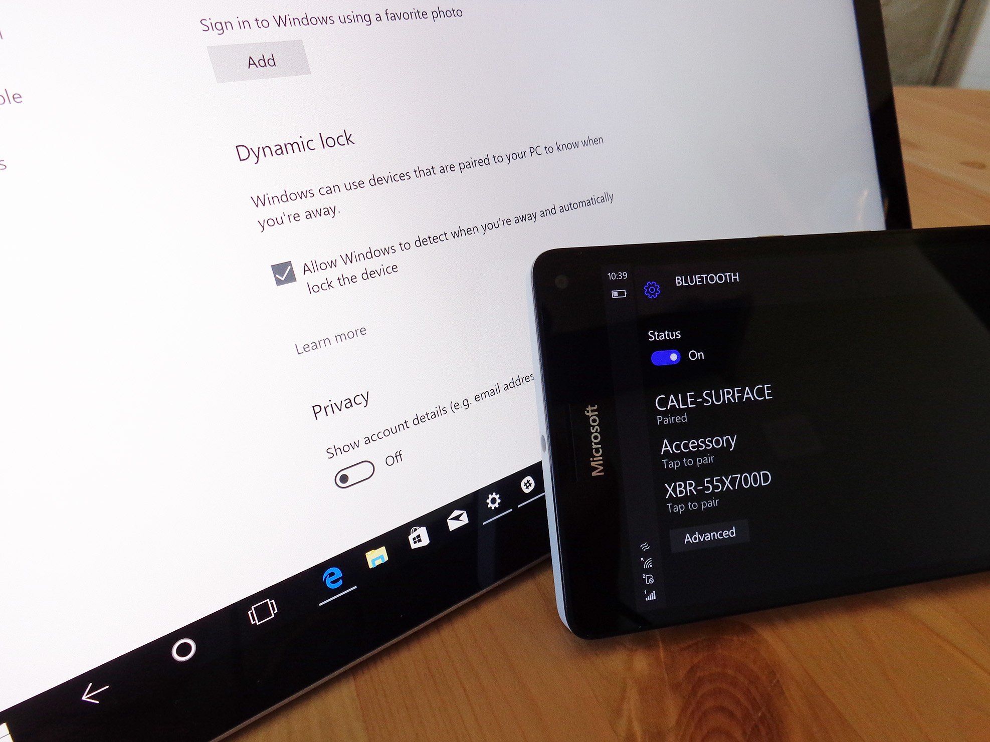 Local Disc Lock How to use the new Dynamic Lock in Windows 10 Creators Update | Windows ...