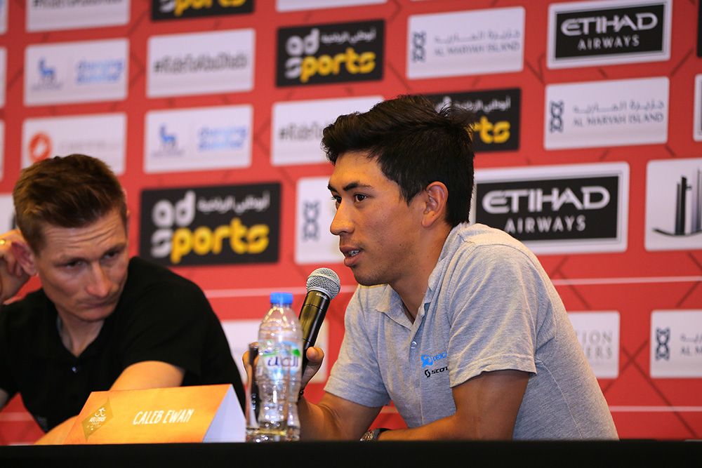 Caleb Ewan (Orica-Scott) takes the mic