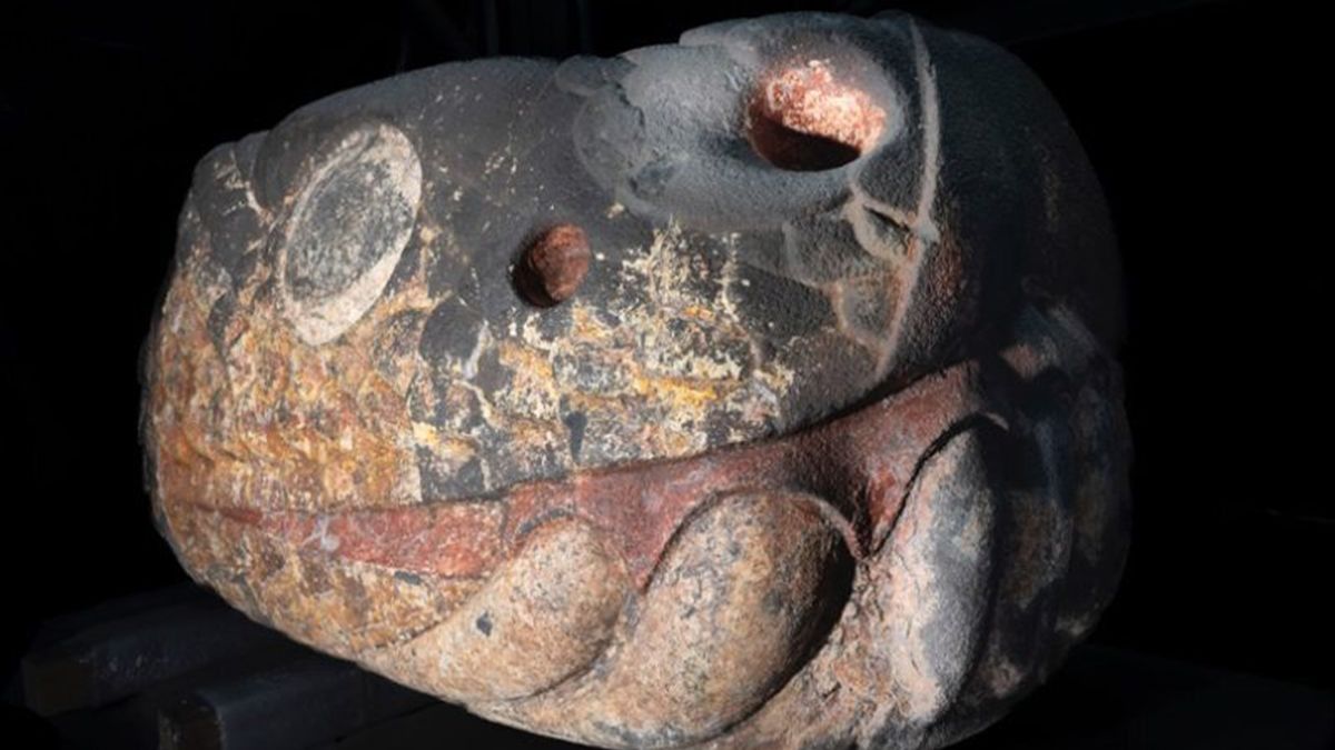 Earthquake reveals giant Aztec snakehead XG8PAU2DArsXii8pqjMRDk-1200-80