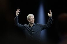 Apple CEO Tim Cook has made some contradictory decisions. 