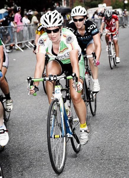 Local racer Tracy Wargo (CRCA/Chomper Body Racing) holds her own with the pros.