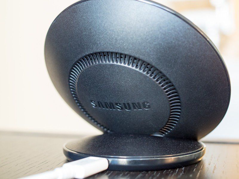 Samsung Fast Charge Wireless Charging Stand