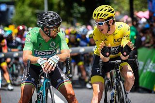 Peter Sagan and Geraint Thomas chat before the start of stage 15
