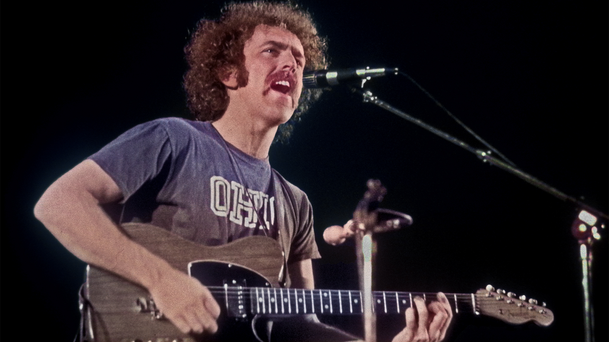 Bernie Leadon plays a Telecaster with the Eagles in 1973