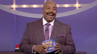 Steve Harvey (Kenan Thompson) opens up Family Feud on Saturday Night Live