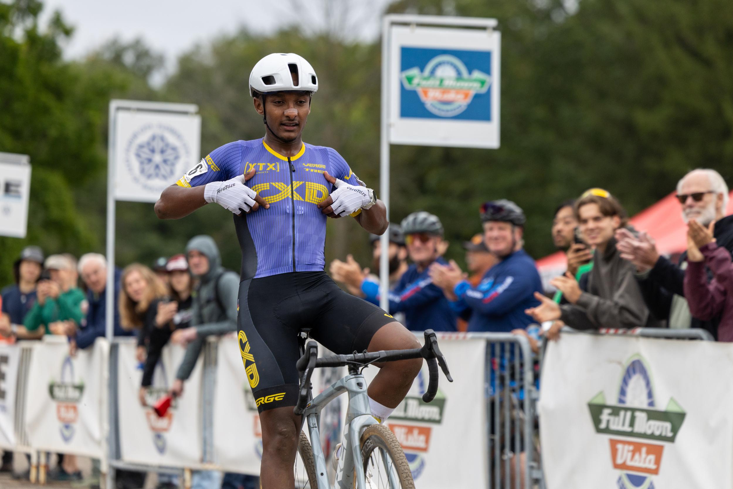 Rochester Cyclocross Day 2: Ethiopia's Tofik Beshir wins men's C2 as Manon Bakker doubles up on USCX opening weekend