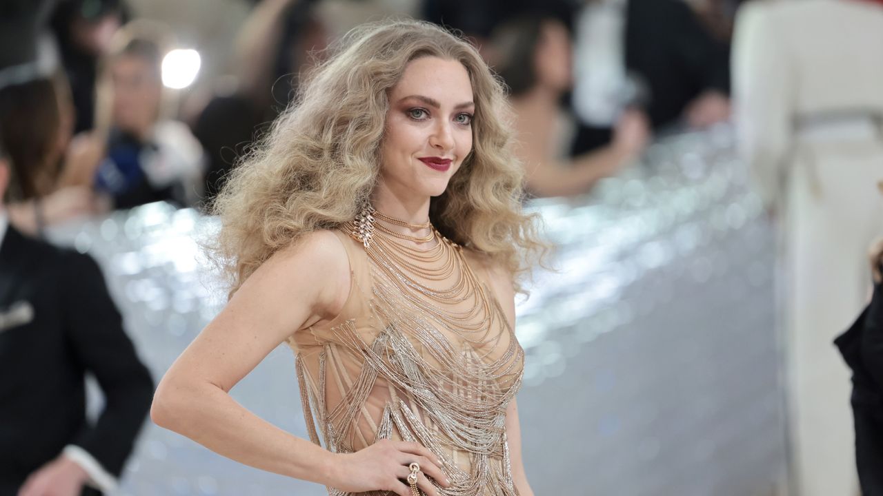 Amanda Seyfried attends The 2023 Met Gala Celebrating &quot;Karl Lagerfeld: A Line Of Beauty&quot; at The Metropolitan Museum of Art on May 01, 2023 in New York City. (Photo by Jamie McCarthy/Getty Images)