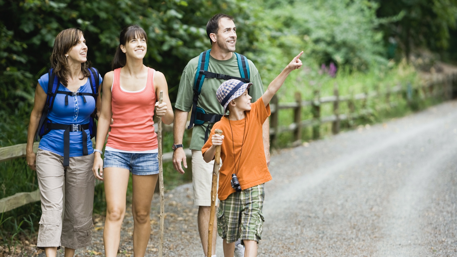 9 tips for happy family hiking
