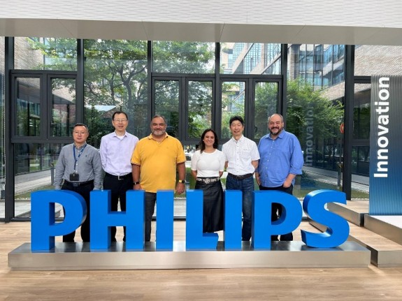 Left to right: Hongxin Chen, head of Advanced HDR Certification Lab at Philips; Ernest Ma, director of standardization at Philips; Paulo Henrique Castro, president of SET; Luana Bravo, general director of SET; Osamu Yamaguchi, new business director at Mirakulo; and Leo Carbonell, head of business at SET.