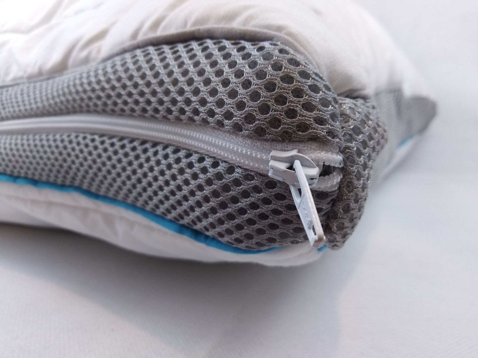 Simba Hybrid Pillow review does a customisable pillow make sense? T3