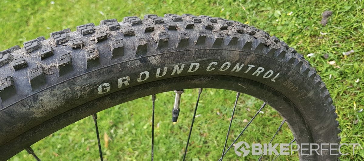  Specialized Ground Control Grid T7