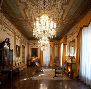Grand decorative room with large chandelier
