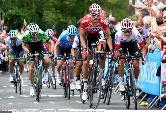 Jelle Vanendert (Lotto Belisol) with a select group