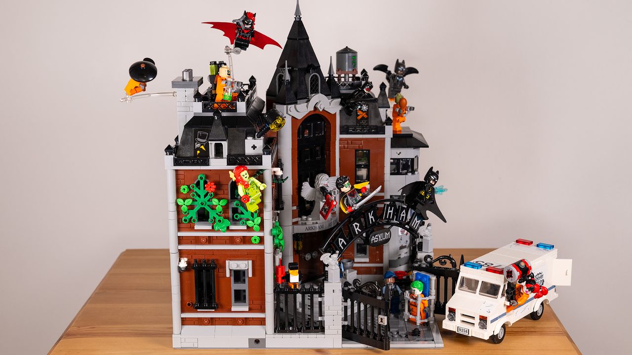 Lego DC Arkham Asylum (#76300) lego set on a neutral background