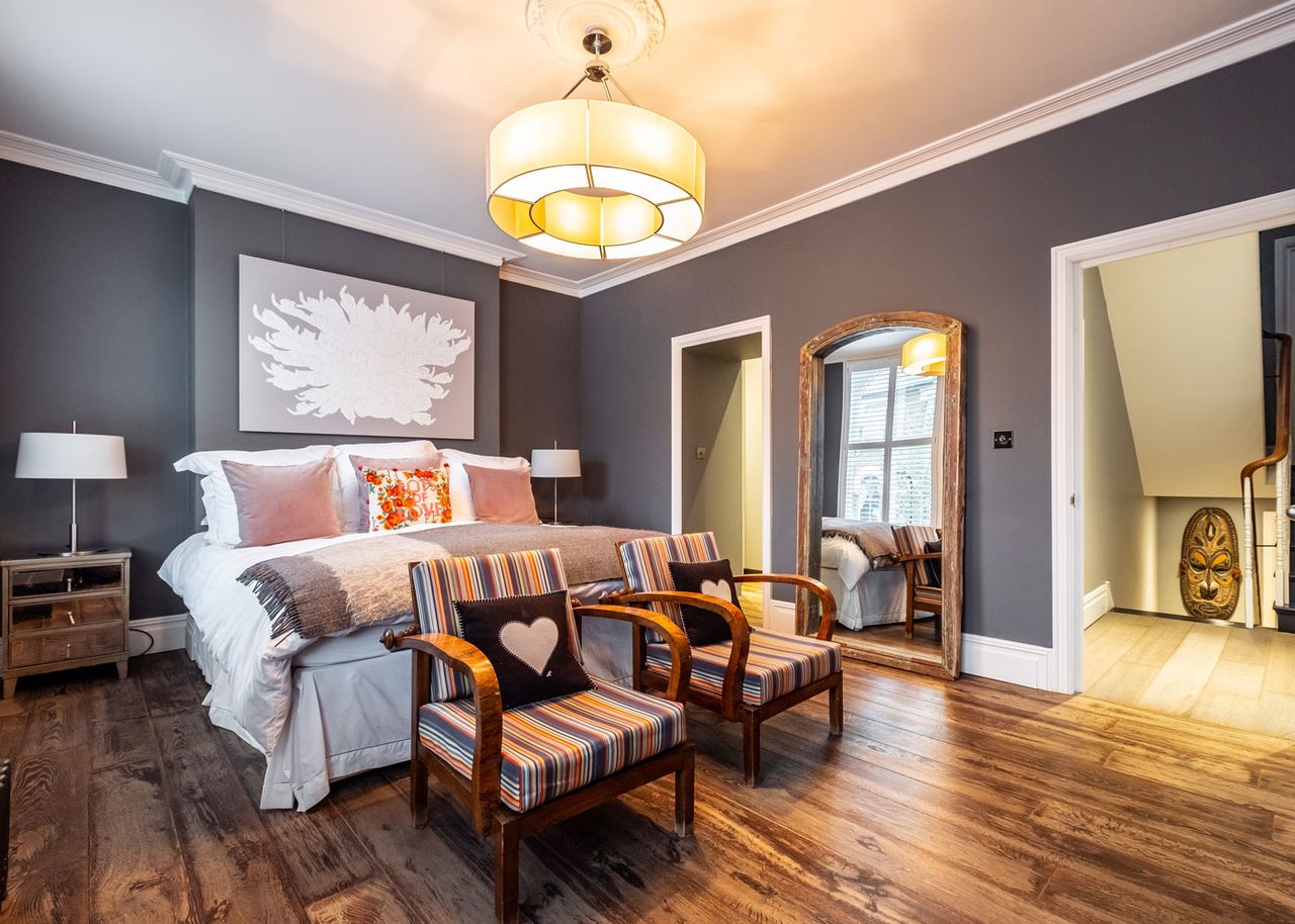 This stunning Victorian home on Digby Crescent London is for sale