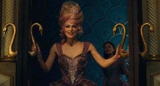 Keira Knightly Nutcracker and the Four Realms