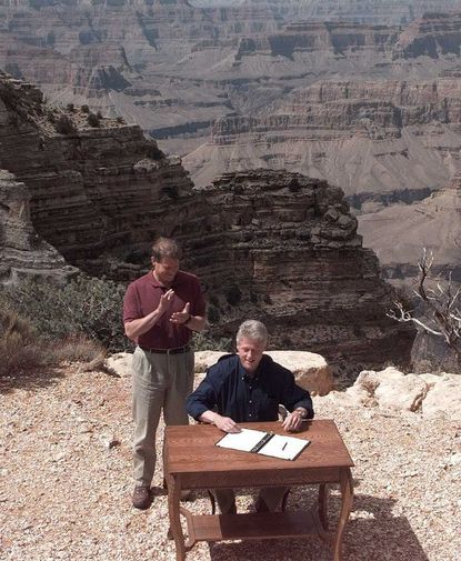 Bill Clinton creates Grand Staircase National Monument