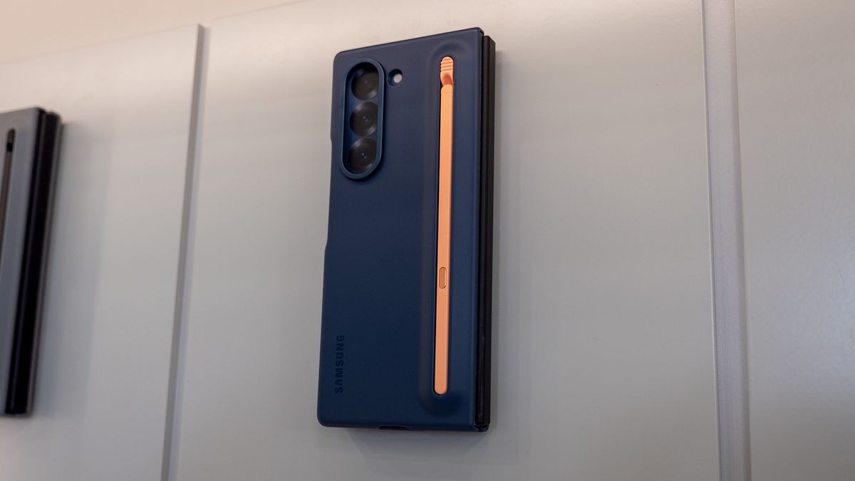 Samsung Galaxy Z Fold 6 official cases
