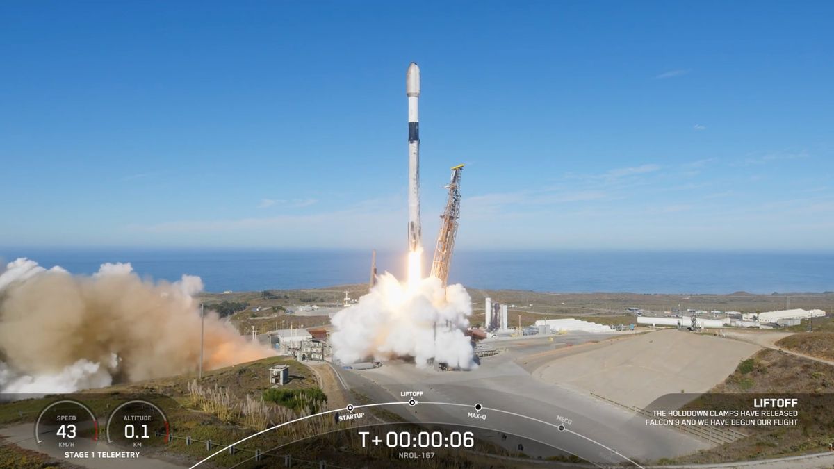 SpaceX launches nextgen US spy satellites on 100th Falcon 9 flight of