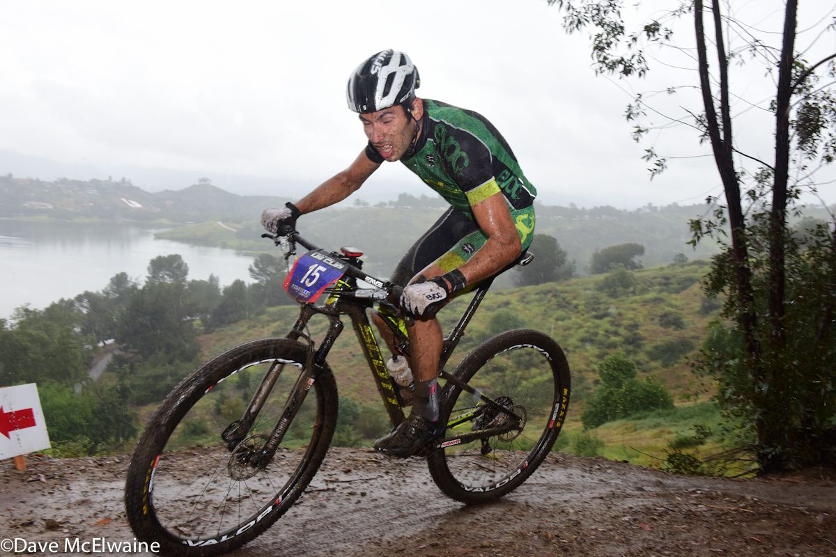 Fernando Paez (Evoc-Scott) riding in the top five during lap one