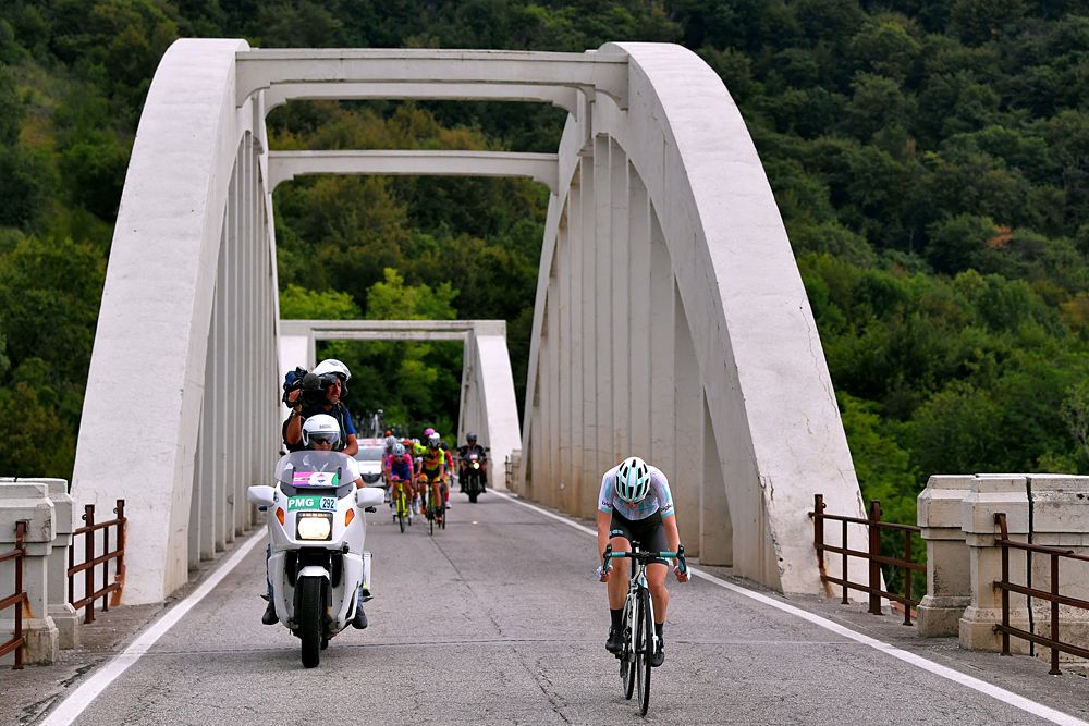 Elizabeth Banks (Bigla) solo stage 8 Giro Rosa