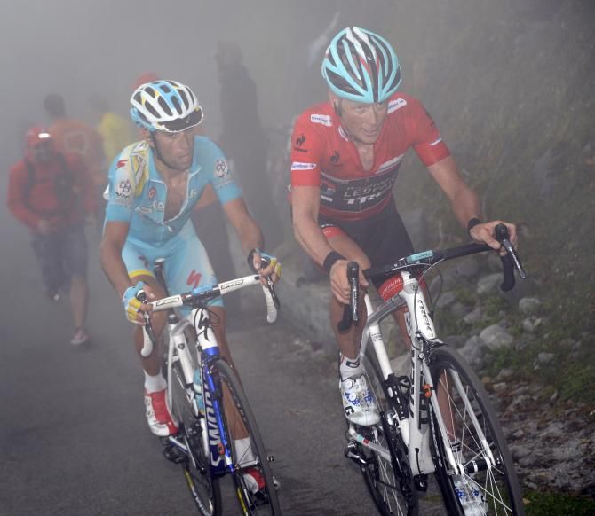 Race leader Chris Horner leads challenger Vicenzo Nibali