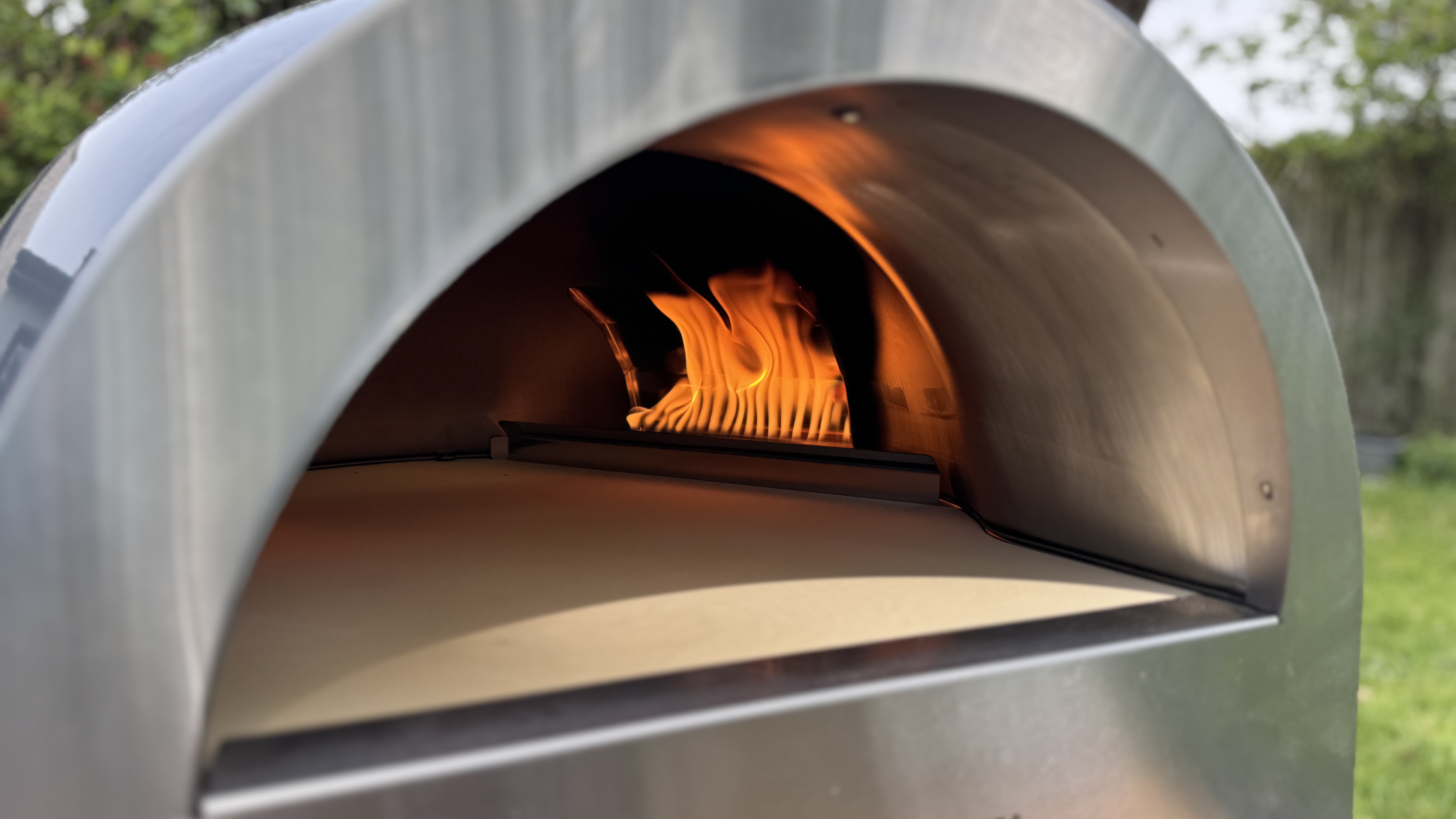 Delivita Flow Dual Fuel Pizza Oven