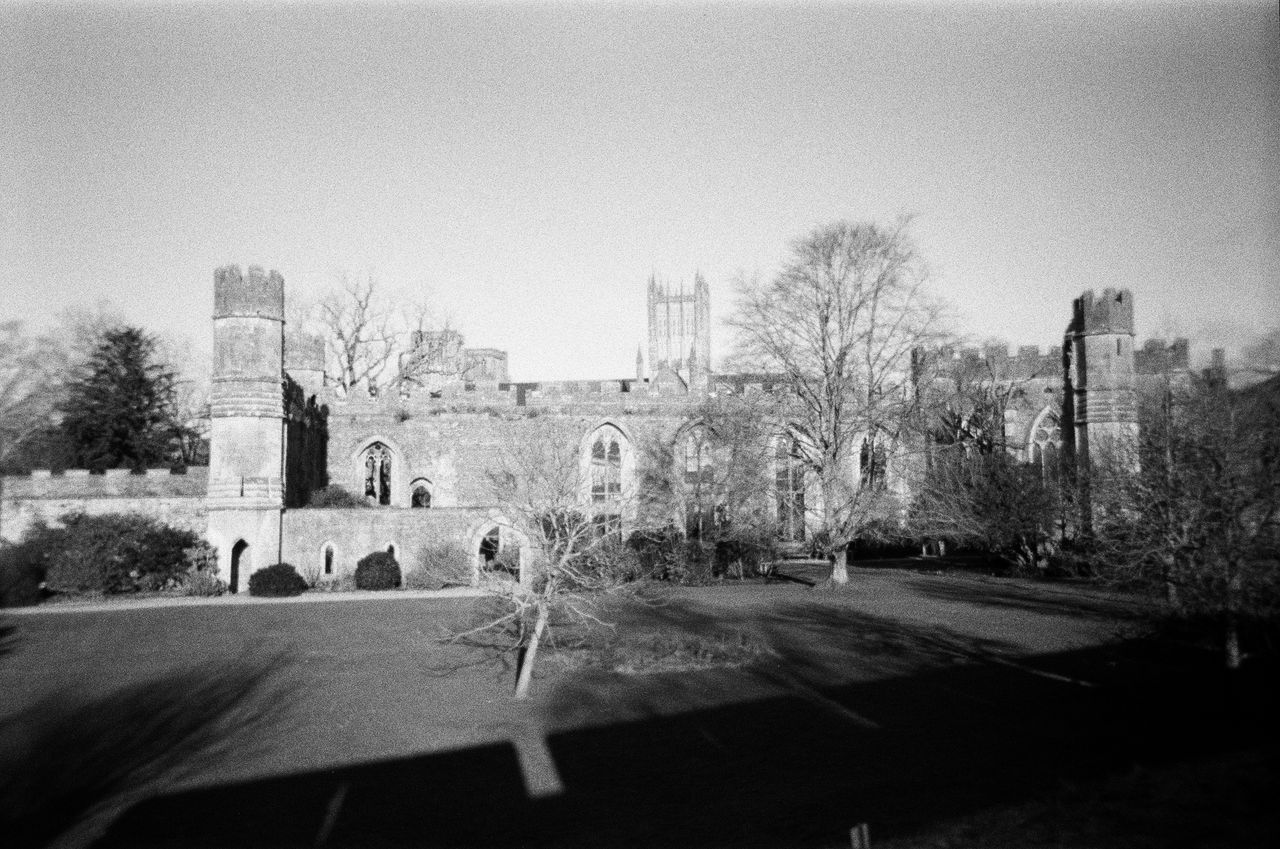 Harman Black &amp; White Single Use Camera