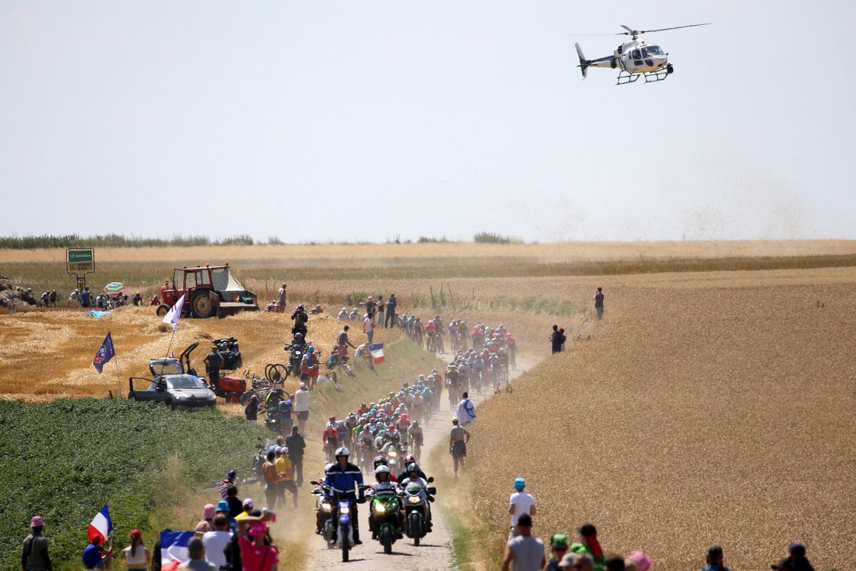 Dry, dusty conditions made the cobbles dangerous