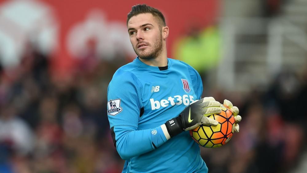 Butland 'a long way from' ousting England's Hart | FourFourTwo